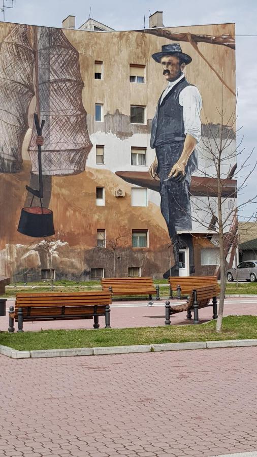 Citys Daire Apatin Dış mekan fotoğraf